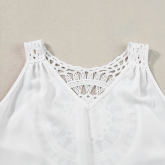Boho Festival Crochet Patchwork Sleeveless Tunic White, Size M, NWT - Picture 10 of 13
